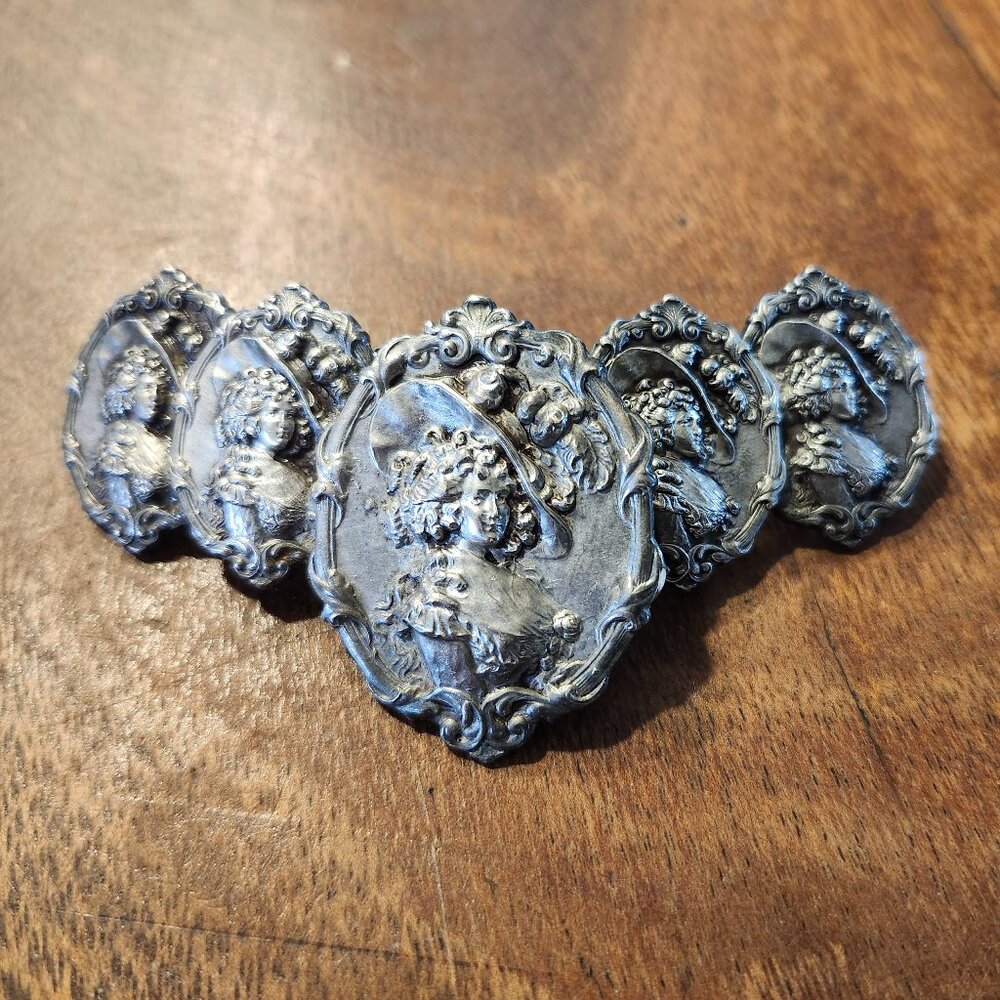 antique belt buckle. Pièces rares